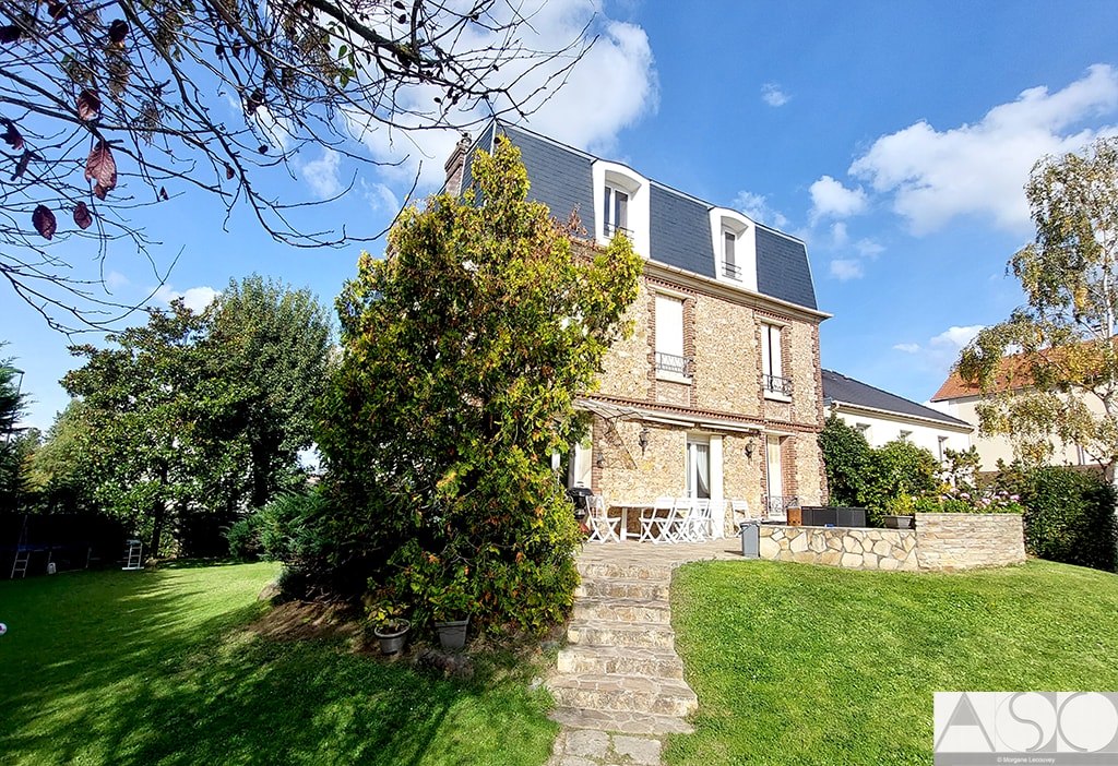 Après travaux — Surélévation mansart d'une maison individuelle