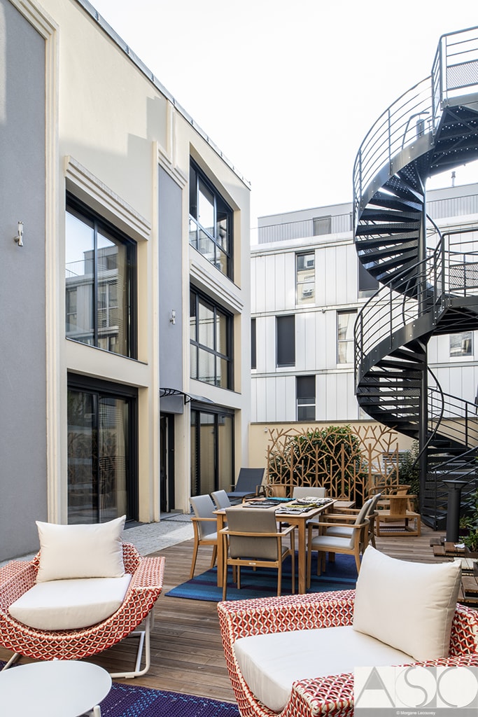 Vue complémentaire — Rénovation et Agencement d'un Showroom Parisien