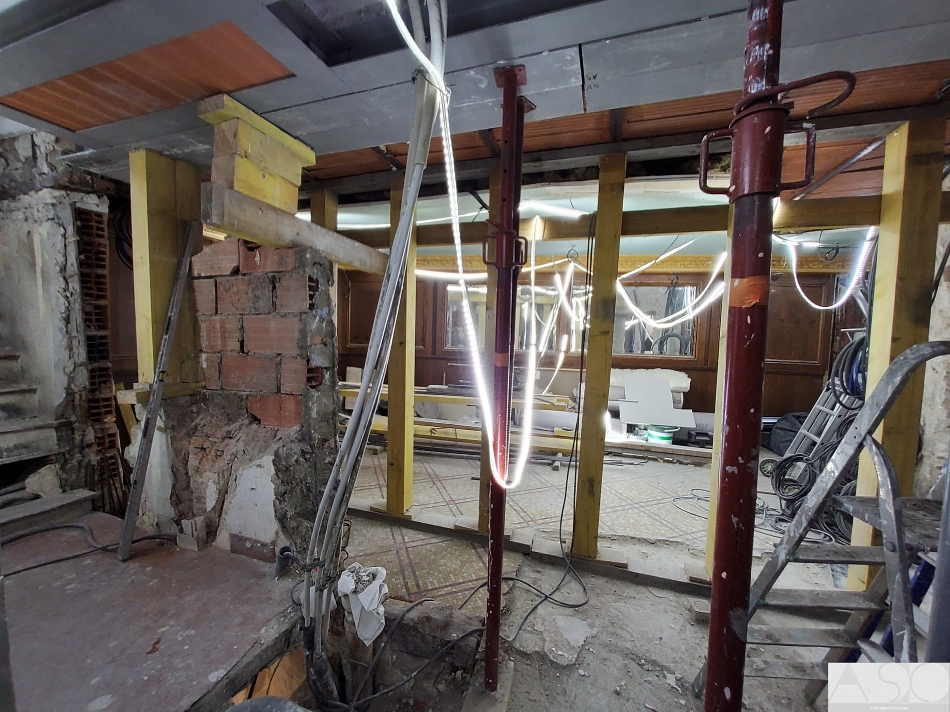 Avant travaux — Rénovation d'une Brasserie Parisienne (Vue 1)