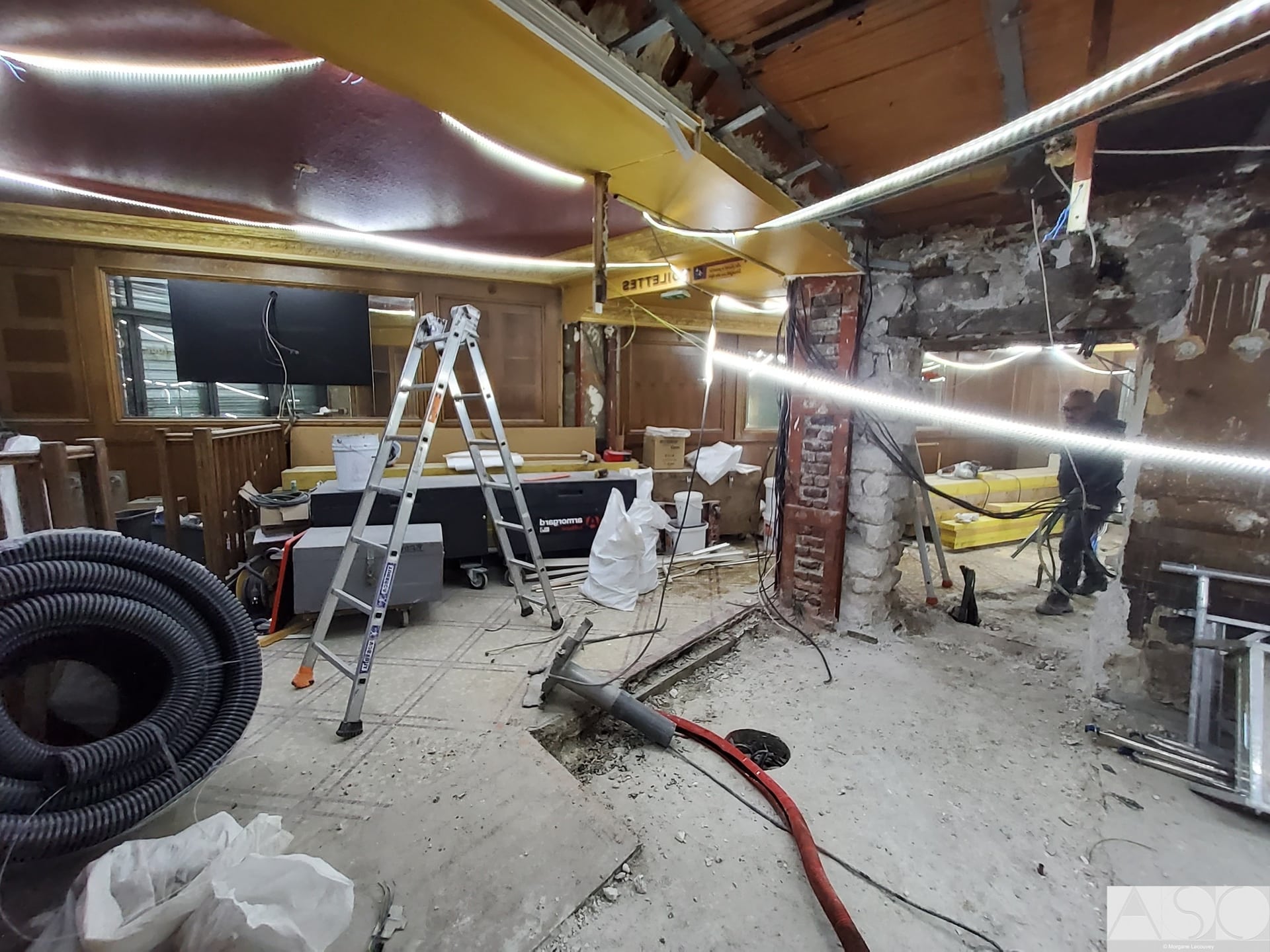 Avant travaux — Rénovation d'une Brasserie Parisienne (Vue 8)
